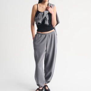 Abercrombie & Fitch High Rise Sunday Baggy Sweatpants, Size Small Regular